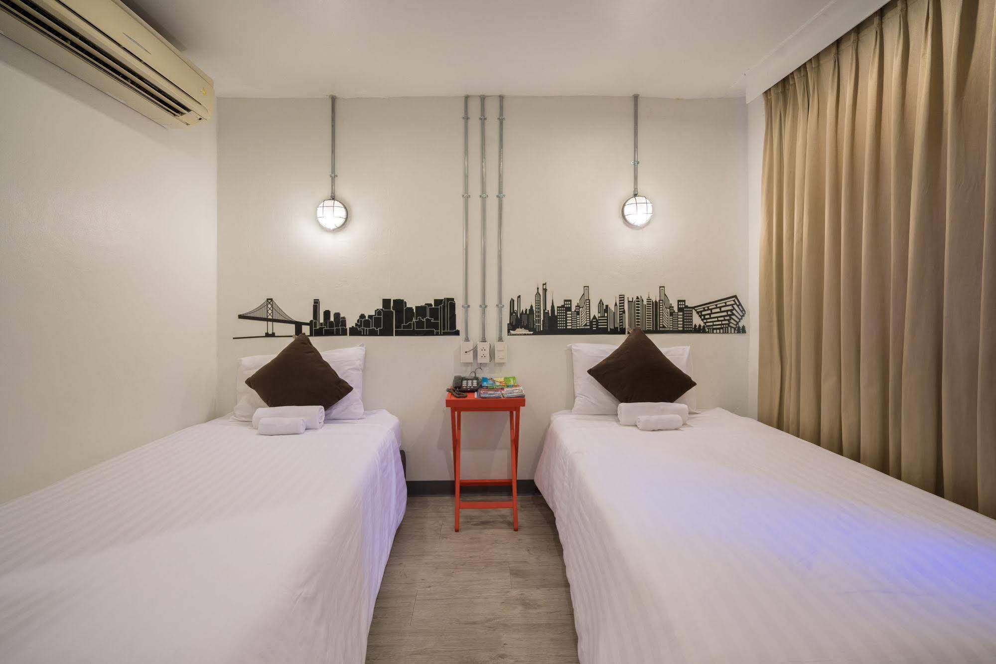 Oyo 437 Hostel Na Nara Bangkok Buitenkant foto