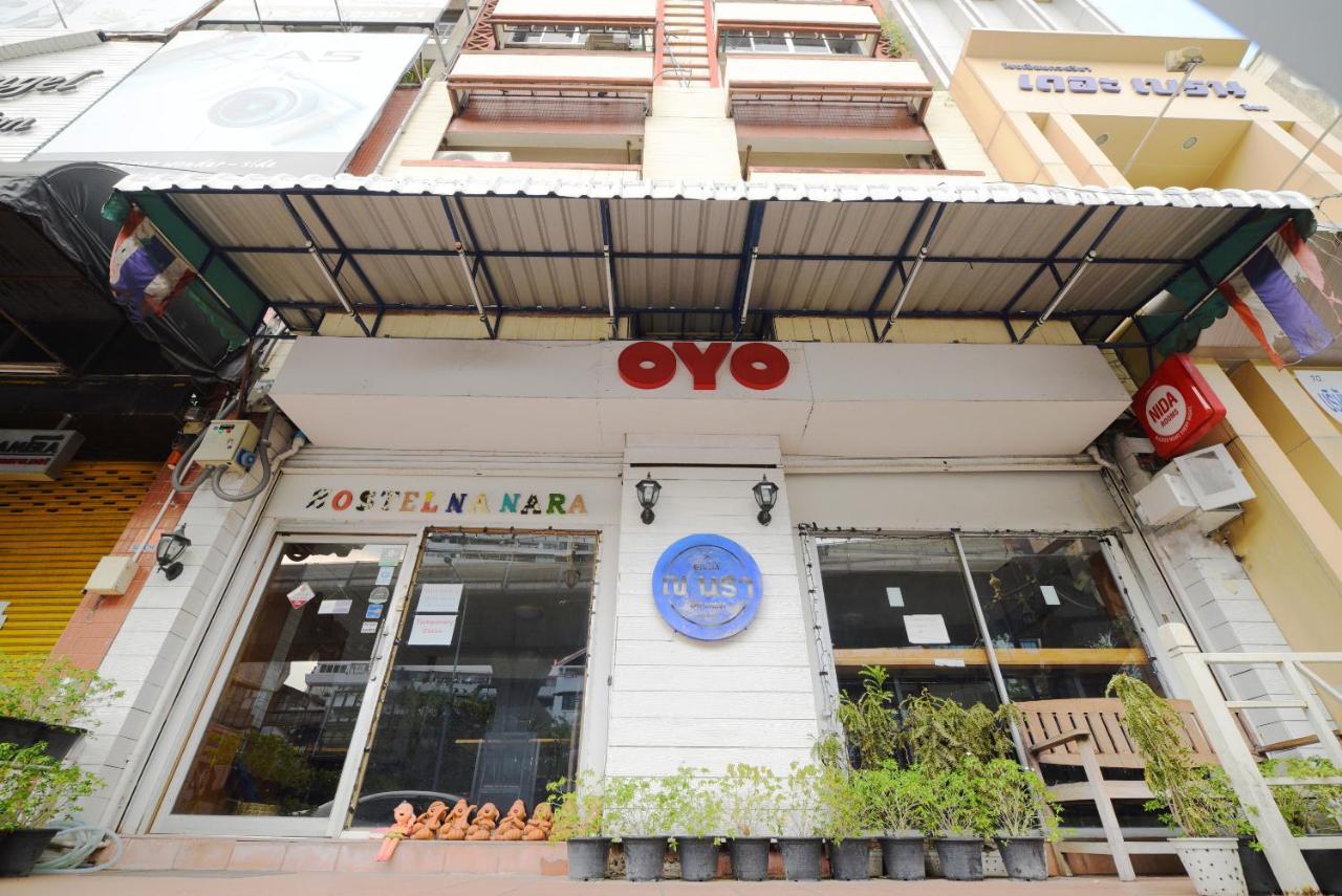 Oyo 437 Hostel Na Nara Bangkok Buitenkant foto